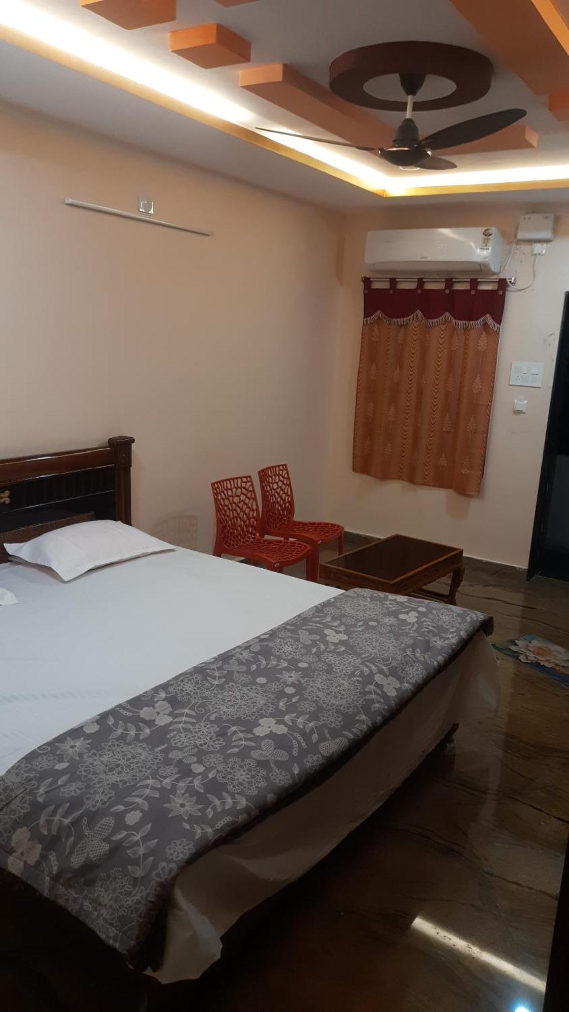 Jaya Sri Rama Lodge Bhadrachalam Exterior foto