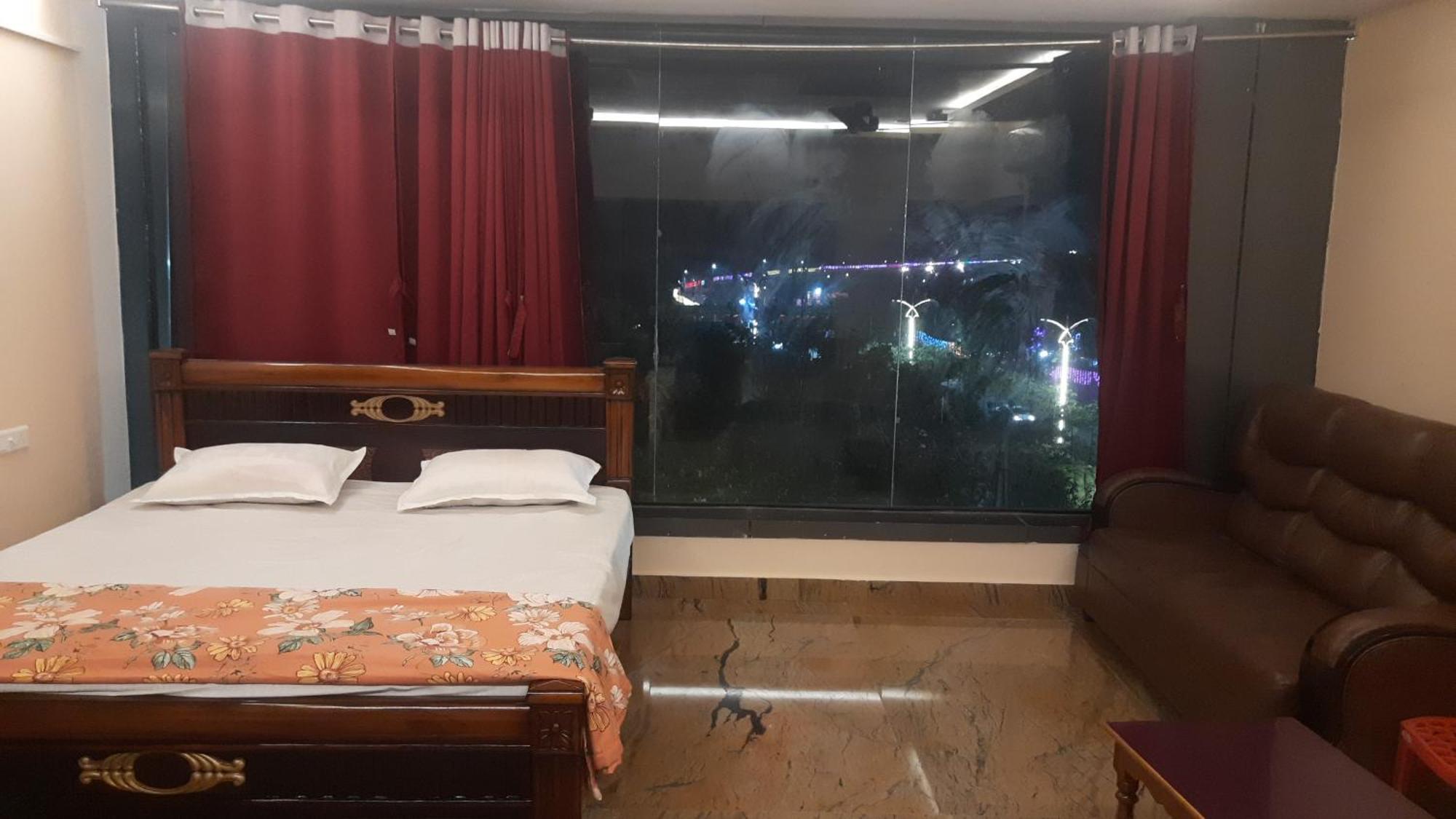 Jaya Sri Rama Lodge Bhadrachalam Exterior foto